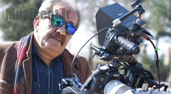 عکس مسعود رشیدی در حال کارگردانی